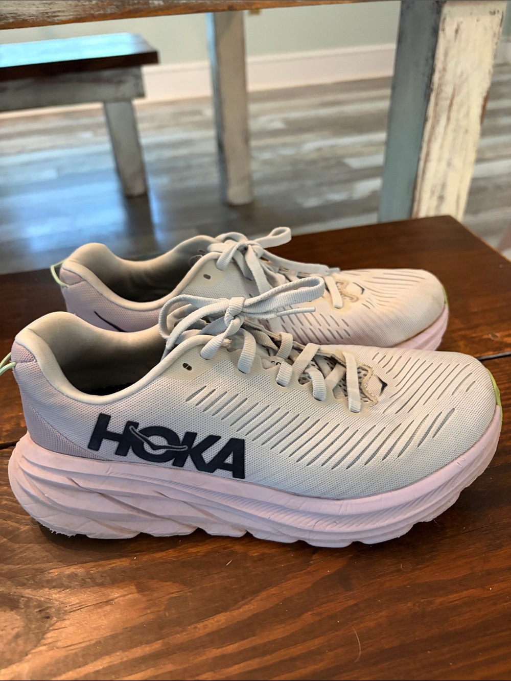 Hoka Rincon 3 Women's size 6 - Picture 2 of 9